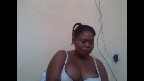 Snapshot of sexydove2 chatting on September 27, 8:12 am EMILY online show from September 27, 8:12 am