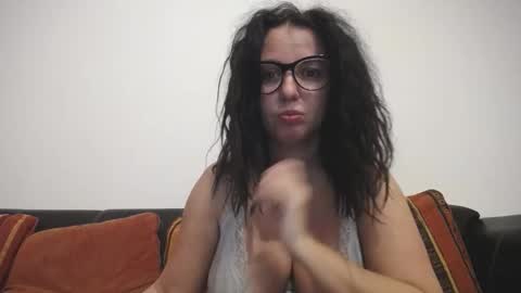 Snapshot of sexyerikka chatting on October 19, 3:00 am Eva online show from October 19, 3:00 am