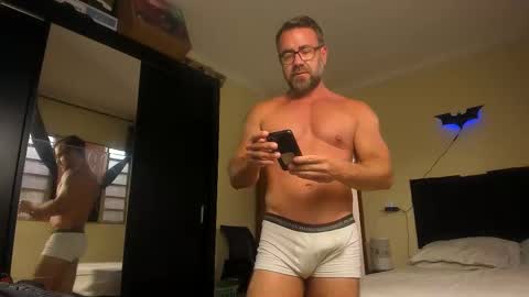 chris online show from February 3, 6:23 pm