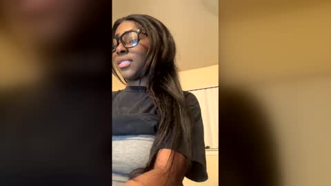 sexygirla0 online show from March 14, 5:44 am