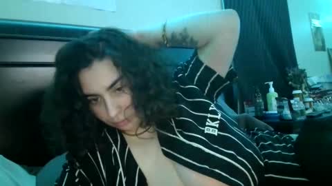 Snapshot of sexygoddesslizaaa chatting on January 26, 4:20 am ETERNAL GODDESS WOMAN  online show from January 26, 4:20 am