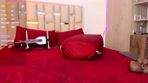 hotebony online show from September 10, 1:34 pm