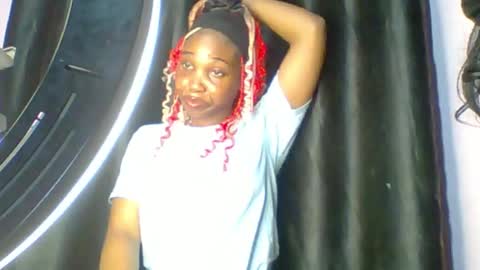 Snapshot of sexyhotbody_haileyxx chatting on September 27, 7:22 pm Hailey online show from September 27, 7:22 pm