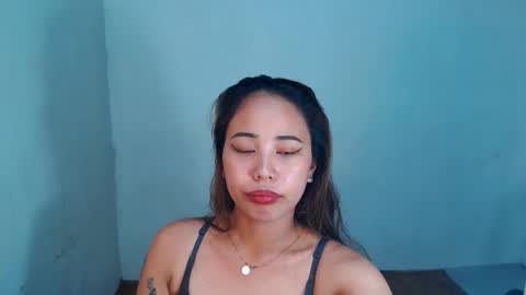 Snapshot of sexyhotbojean chatting on February 28, 10:41 am jeanken and jelian online show from February 28, 10:41 am