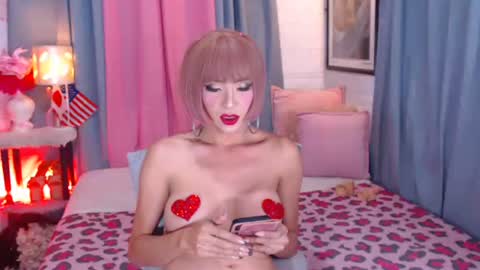 ASHLEY online show from April 14, 5:11 am