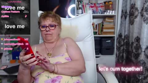 Snapshot of sexylynette4u chatting on January 30, 11:33 am sexylynette4u online show from January 30, 11:33 am