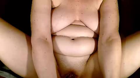 Squirty Maya Gold online show from February 3, 6:33 am