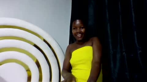 Snapshot of sexymelanin001 chatting on September 20, 7:28 pm sexymelanin001 online show from September 20, 7:28 pm