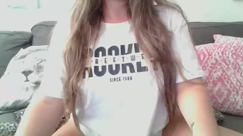 sexymisss24 online show from September 12, 11:45 am