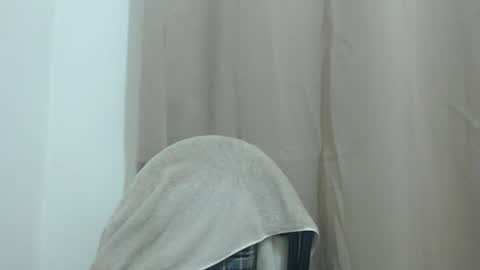 Snapshot of sexymye chatting on October 15, 9:32 am sexymye online show from October 15, 9:32 am