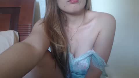Snapshot of sexymye chatting on February 13, 5:48 am sexymye online show from February 13, 5:48 am