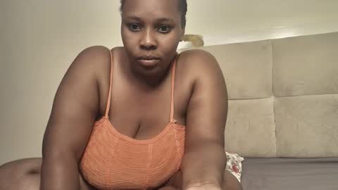Snapshot of sexynina25 chatting on October 11, 6:44 pm nina online show from October 11, 6:44 pm