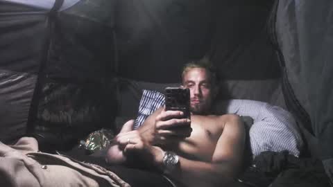 Snapshot of sexypossum chatting on September 12, 8:49 am Possum online show from September 12, 8:49 am