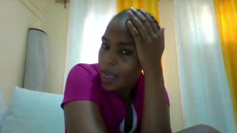 Snapshot of sexyqueen3457132 chatting on February 12, 11:40 am DOVY ACHIENG online show from February 12, 11:40 am