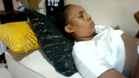 Snapshot of sexyqueen3457132 chatting on September 20, 1:14 pm DOVY ACHIENG online show from September 20, 1:14 pm
