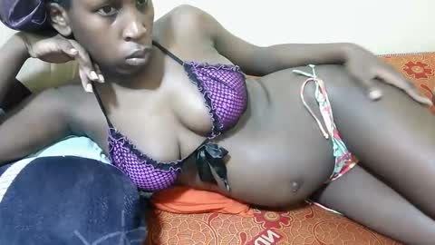 Snapshot of sexyranny chatting on September 27, 1:47 am ranny online show from September 27, 1:47 am