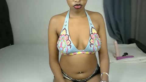 Snapshot of sexysabrina2 chatting on October 19, 2:55 pm sexysabrina2 online show from October 19, 2:55 pm