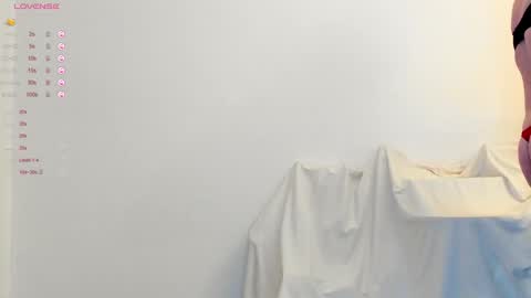 Snapshot of sexythongslut chatting on January 23, 5:31 pm Sexythongslut online show from January 23, 5:31 pm
