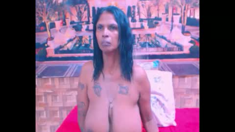 Snapshot of sexyva4u2luv chatting on October 6, 5:14 am sexyva4u2luv online show from October 6, 5:14 am