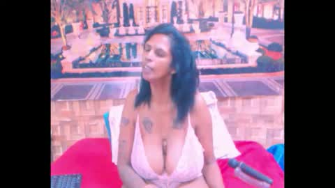 Snapshot of sexyva4u2luv chatting on October 14, 7:06 pm sexyva4u2luv online show from October 14, 7:06 pm