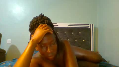 VIVIAN online show from March 2, 10:14 am