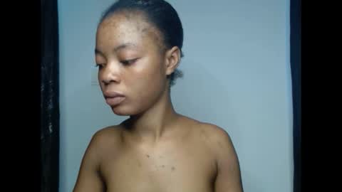 sexyxpeach online show from October 7, 6:37 pm