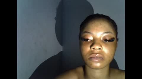 sexyxpeach online show from March 13, 3:21 am