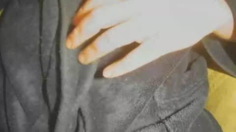 Snapshot of sexzilla15 chatting on March 5, 1:31 am no face online show from March 5, 1:31 am