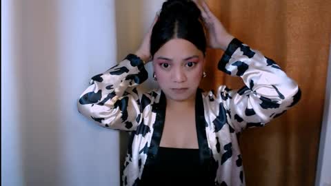 shadowseductress online show from April 2, 11:44 pm