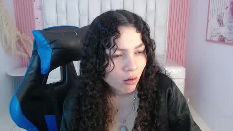 Shalon  online show from December 21, 2:56 pm