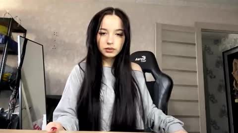 Viola online show from October 25, 6:46 am