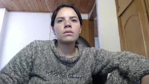 Snapshot of shanel_lozano chatting on October 14, 2:20 pm shanel_lozano online show from October 14, 2:20 pm