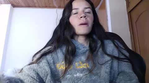 Snapshot of shanel_lozano chatting on September 19, 1:48 pm shanel_lozano online show from September 19, 1:48 pm