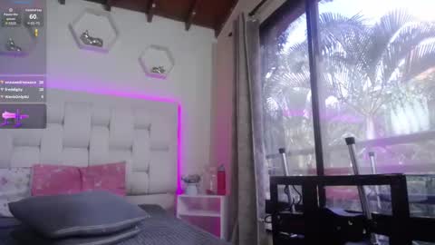 Shana online show from September 19, 6:33 pm