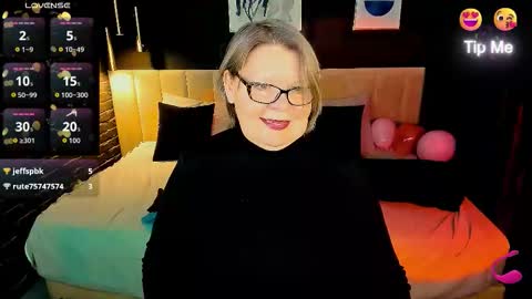 Shannon online show from February 18, 1:22 pm