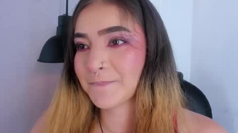 Shanntal  online show from September 15, 8:10 pm