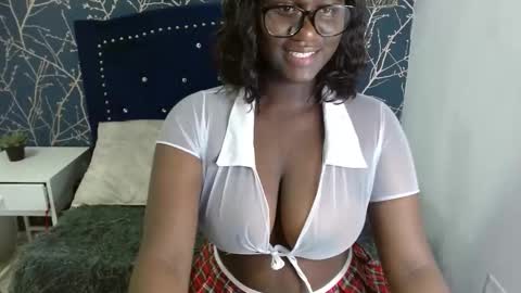 Snapshot of shanntall_tk chatting on October 11, 8:56 pm shanntall_tk online show from October 11, 8:56 pm