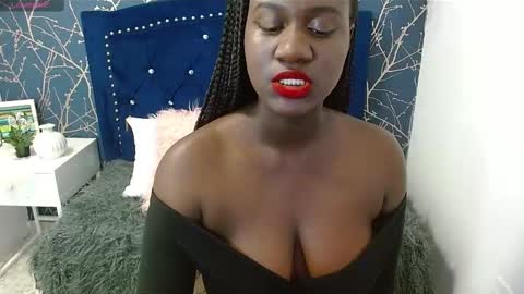 Snapshot of shanntall_tk chatting on February 15, 3:28 pm shanntall_tk online show from February 15, 3:28 pm