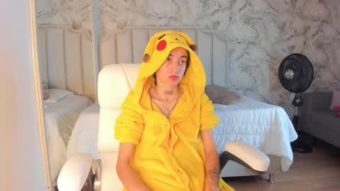 Shantal online show from November 1, 4:11 am