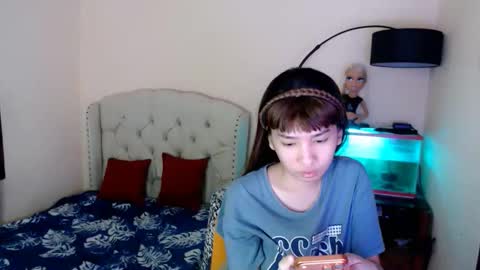 SHANTA FOX  s online show from March 3, 1:51 pm