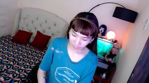 SHANTA FOX  s online show from November 5, 3:52 am