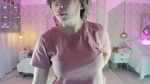 Snapshot of shantalll__ chatting on September 22, 10:52 am Shantal online show from September 22, 10:52 am