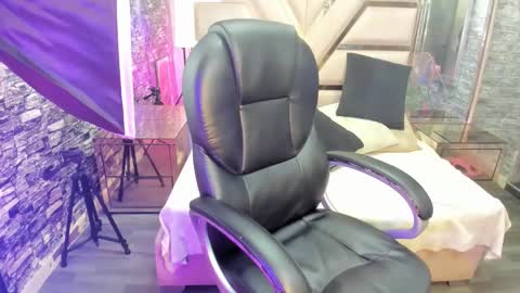 Shara Oz online show from March 17, 3:22 am