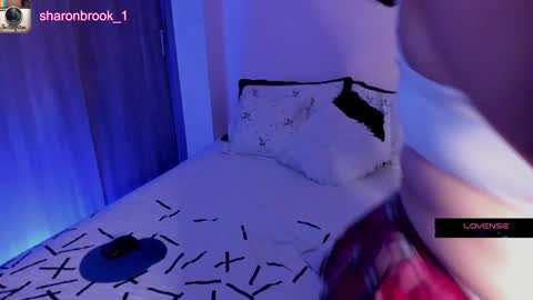 Snapshot of sharon_brook chatting on February 9, 1:55 am sharon_brook online show from February 9, 1:55 am