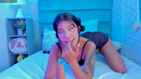 Sharon online show from April 8, 6:33 pm