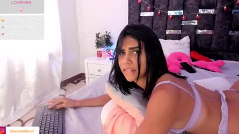 Sharon Independent model online show from February 21, 6:37 pm