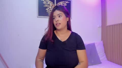 sharonscothh online show from May 5, 9:31 pm