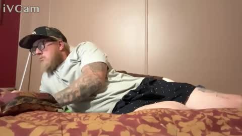 Hard white cock online show from December 23, 7:03 am