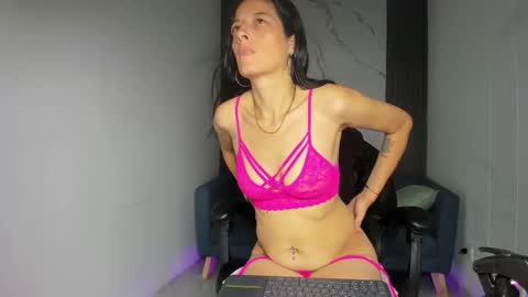 Lady Shauna online show from September 21, 4:49 am