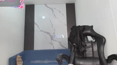 Lady Shauna online show from October 16, 5:07 am